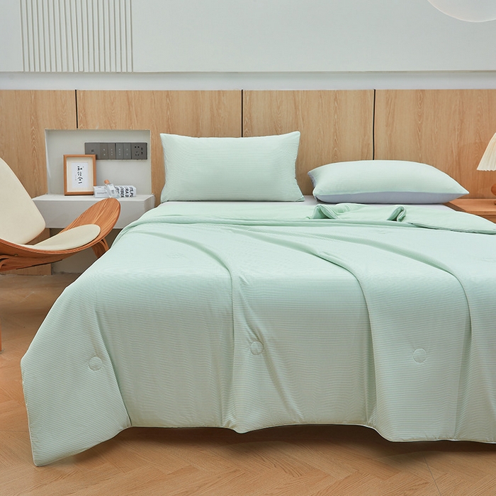 91家纺网 家纺一手货源 找家纺 金喜 2025新款A类高克重冰丝夏被云母凉感夏凉被子（10%氨纶） 云母绿