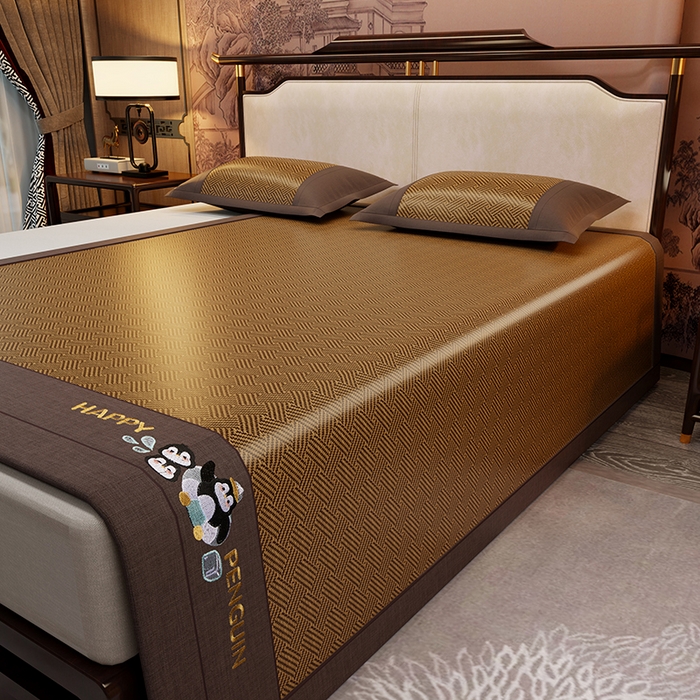 91家纺网 家纺一手货源 找家纺 绒艺席业 2025新款艾草藤席冰丝双面席席子凉席 游泳小企鹅-编织纹