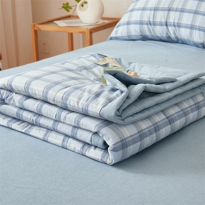 91家纺网 家纺一手货源 找家纺 2025新款A类里外全棉夏凉被100%新疆棉纯棉全棉填充无印格子款空调被原棉夏被 里外全棉-森蓝格