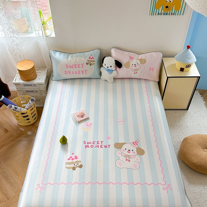 91家纺网 家纺一手货源 找家纺 美乐迪家纺 2025新款碳光凉感冰丝席 蛋糕大耳狗