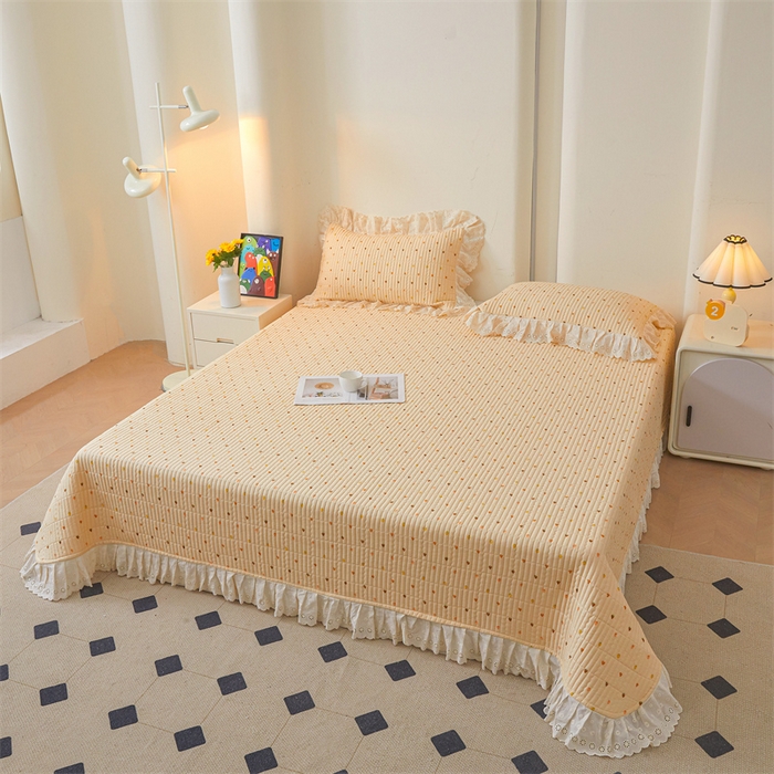 91家纺网 家纺一手货源 找家纺 恒爱家纺2025新款全棉纯棉韩版花边床盖 甜甜蜜蜜