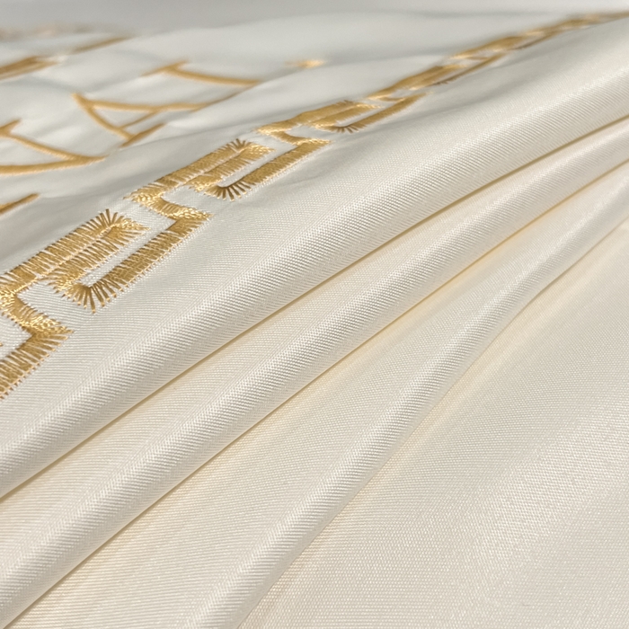 91家纺网 家纺一手货源 找家纺 米彩家纺 2025新款A类水洗真丝金丝浮雕提花绣花四件套 桃花-奶白