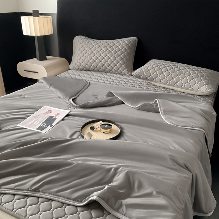 91家纺网 家纺一手货源 找家纺 欧邦 2025新款加厚纯色凉席四件套--凉席三件套 方格-深灰