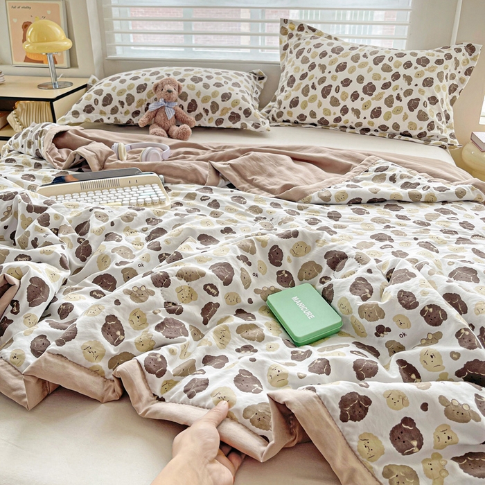 91家纺网 家纺一手货源 找家纺 富艺隆 2025新款水洗棉印花夏被 萌萌狗