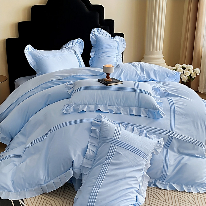 91家纺网 家纺一手货源 找家纺 花香四季家纺 2025新款全棉13376公主风纯棉法式手工立体线条四件套 蔚蓝