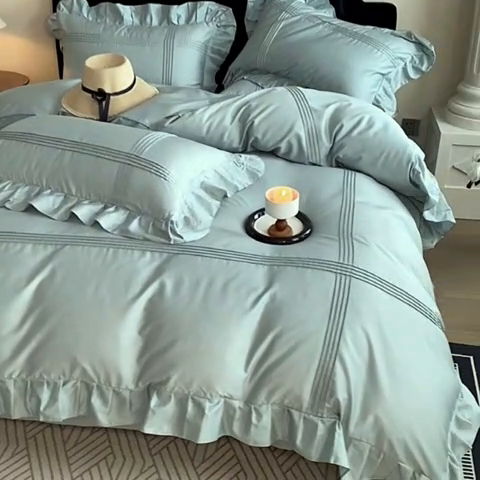 91家纺网 家纺一手货源 找家纺 花香四季家纺 2025新款全棉13376公主风纯棉法式手工立体线条四件套 清风