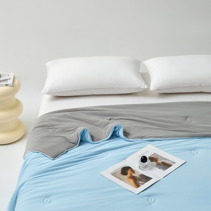 91家纺网 家纺一手货源 找家纺 欧邦 2025新款全消光冰皮凉感锦氨夏被 双拼-蓝灰