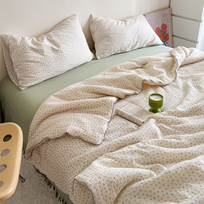 91家纺网 家纺一手货源 找家纺 萝莉家纺 2025新款软软糯糯双层皱皱纱单夏被 夏被四件套 勿忘我