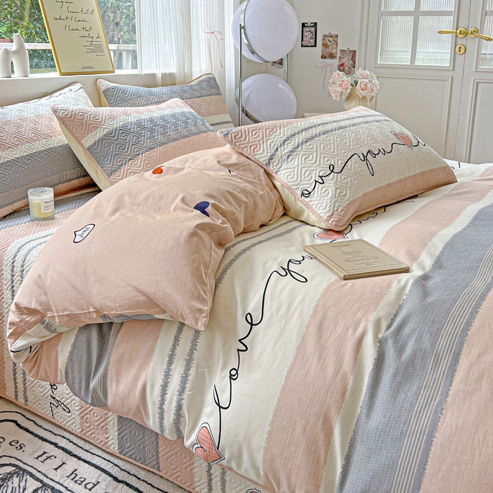 91家纺网 家纺一手货源 找家纺 羽爱家纺 2025新款A类双面全棉印花床盖套件 心悦