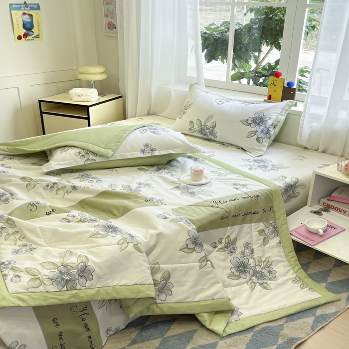 91家纺网 家纺一手货源 找家纺 菲梵家纺 2025春夏新品A类全棉喷气印花夏被 被子被芯 缪斯女神