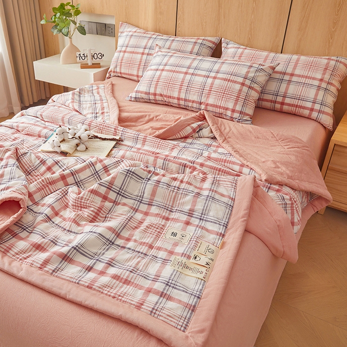 91家纺网 家纺一手货源 找家纺 创优家纺 2025新款无印风格子新疆棉夏被空调被纯棉花被夏被子薄被芯水洗棉包检测 星空粉