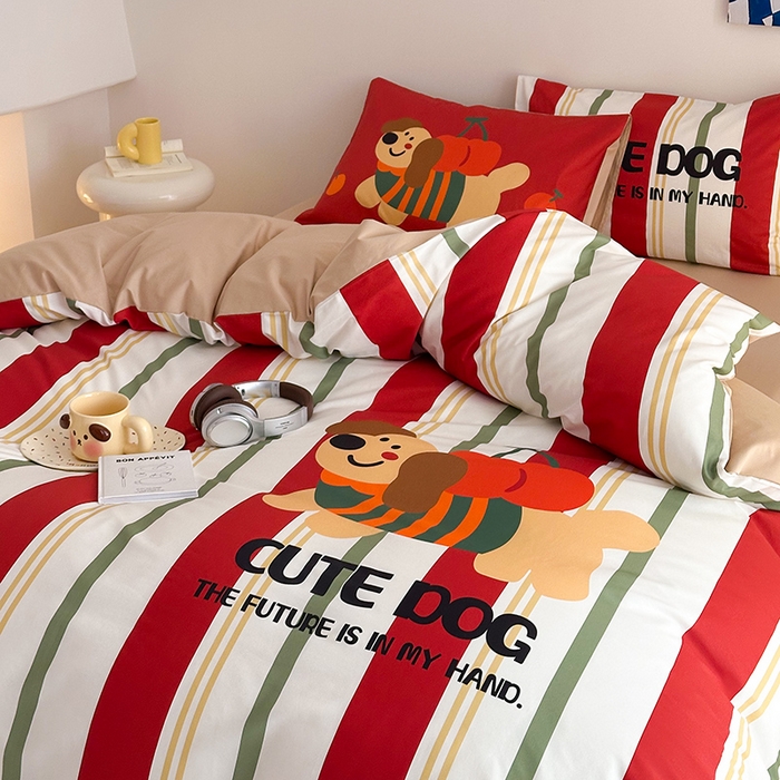 91家纺网 家纺一手货源 找家纺 2025新款全棉大版卡通数码印花纯棉四件套 可爱小狗（红）