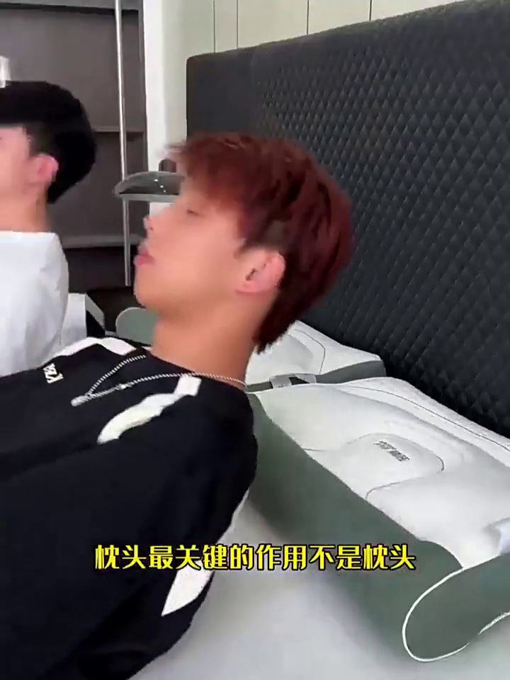 91家纺网 家纺一手货源 找家纺 大熊枕芯 2025新款针织亲肤颈椎spa枕头枕芯 绿色颈椎spa枕高枕一只 