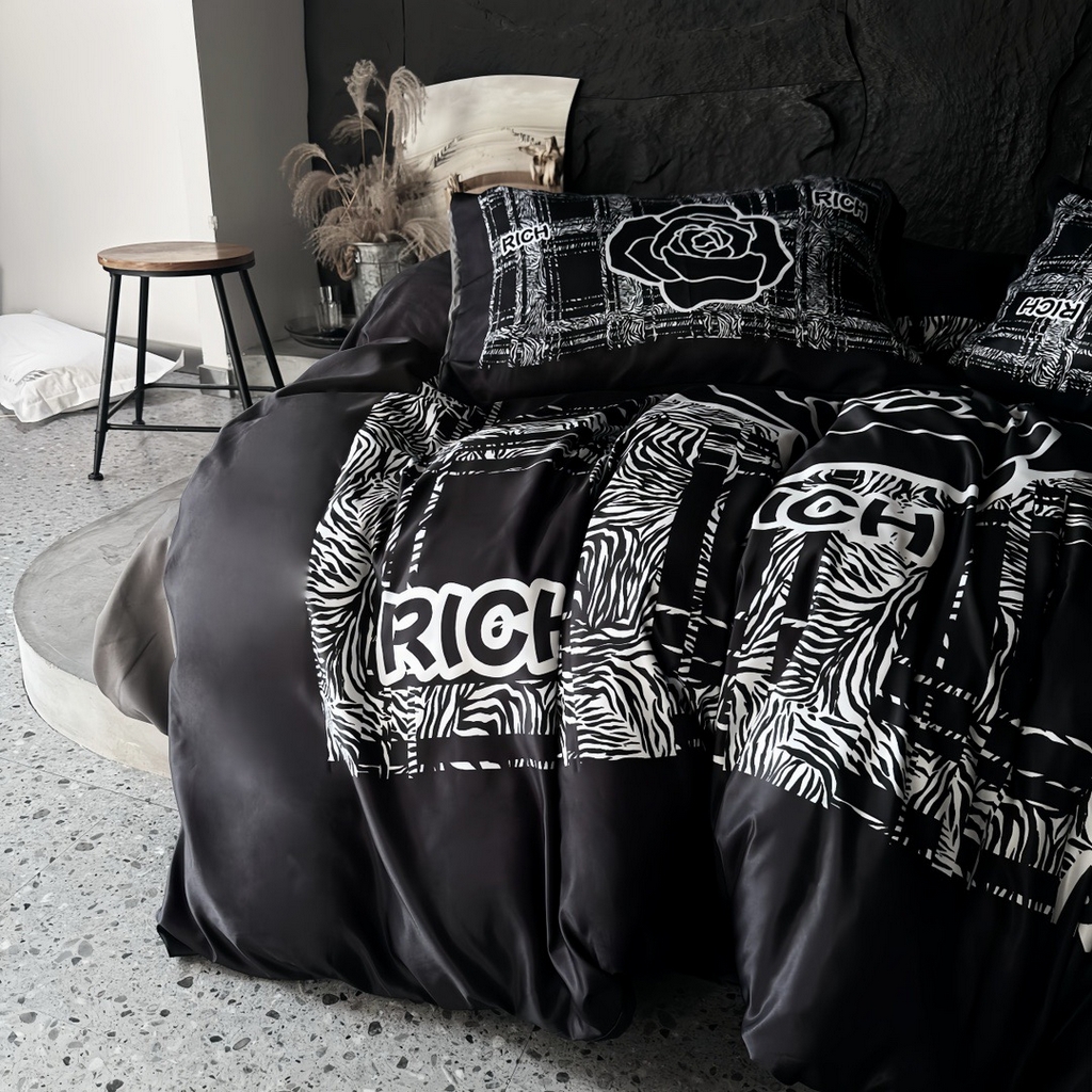 91家纺网 家纺一手货源 找家纺 丽斐纺织  2025新款水洗冰丝数码印花四件套 黑山茶