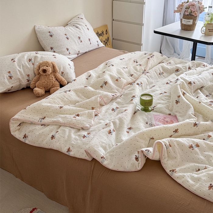 91家纺网 家纺一手货源 找家纺 萝莉家纺 2025新款软软糯糯双层皱皱纱单夏被 夏被四件套 波点狗