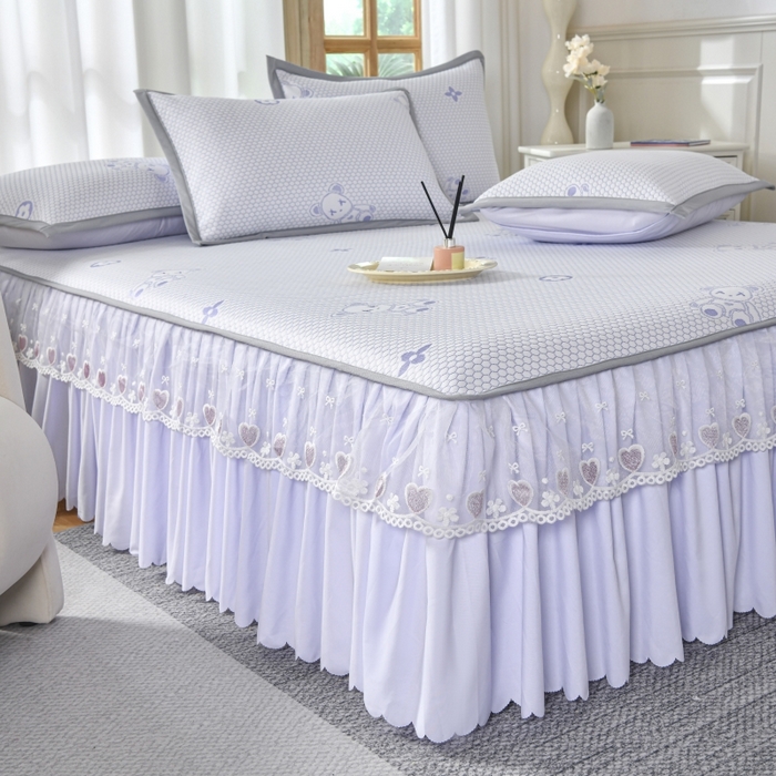 91家纺网 家纺一手货源 找家纺 品乐家纺  2025新款床裙款提花冰豆豆套件凉席席子 浅紫