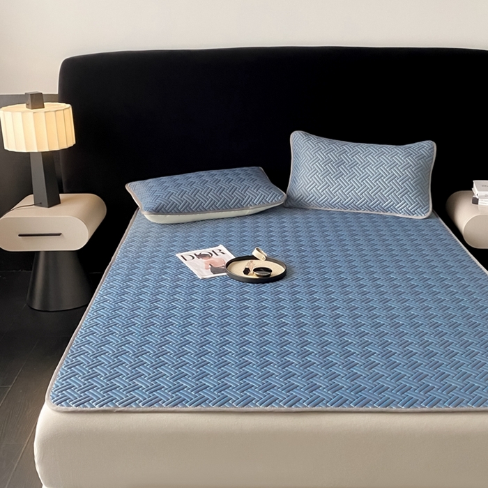 91家纺网 家纺一手货源 找家纺 （总）欧邦 2025新款加厚纯色凉席四件套--凉席三件套