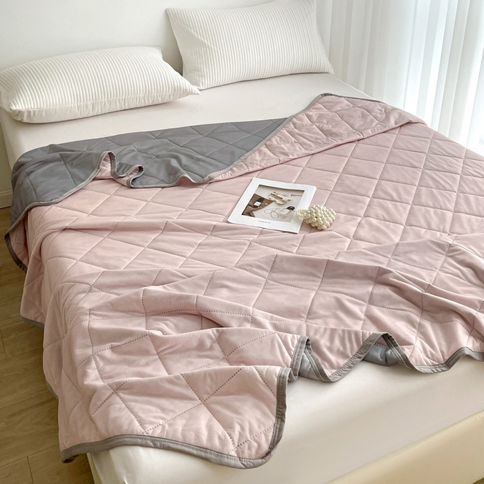 91家纺网 家纺一手货源 找家纺 富艺隆 2025新款纯色凉感丝夏被 玉粉