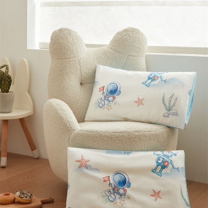 91家纺网 家纺一手货源 找家纺 艾佳宝贝 2025新款A类全棉纯棉儿童单枕套多尺寸可拆式枕头 太空飞行