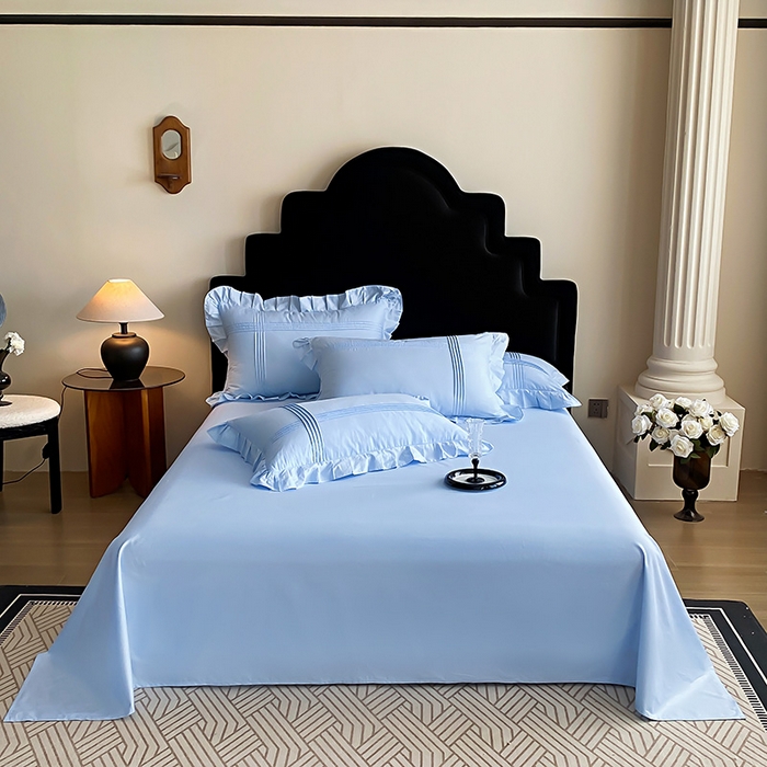 91家纺网 家纺一手货源 找家纺 花香四季家纺 2025新款全棉13376公主风纯棉法式手工立体线条四件套 蔚蓝