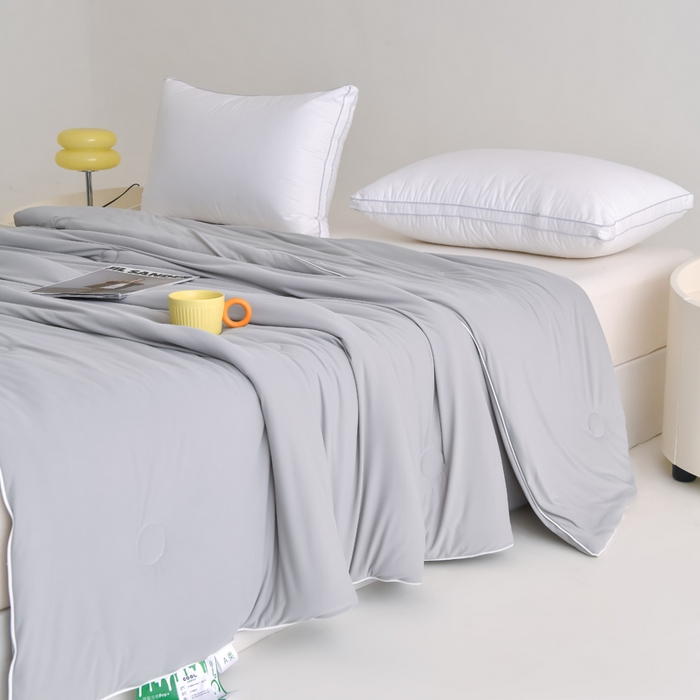 91家纺网 家纺一手货源 找家纺 圣尔雅2025新款A类高克重锦纶氨纶黑科技凉感夏被冰激凌空调被夏凉被 太空灰