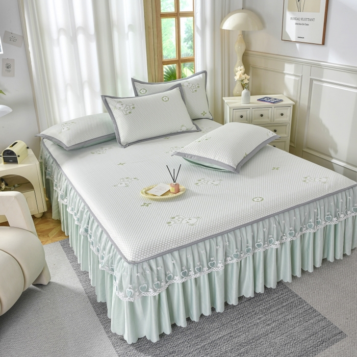 91家纺网 家纺一手货源 找家纺 品乐家纺  2025新款床裙款提花冰豆豆套件凉席席子 绿色