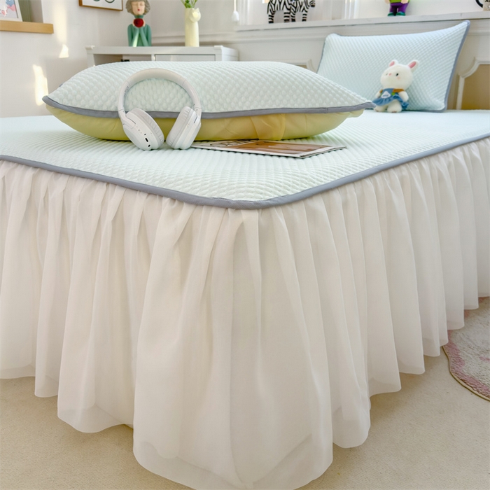 91家纺网 家纺一手货源 找家纺 丝幔家纺 2025新款A类冰豆豆花边款凉席床裙 海洋蓝