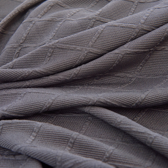 91家纺网 家纺一手货源 找家纺 启博家纺 2025新款菱形格功能款毛毛虫沙发套 灰蓝