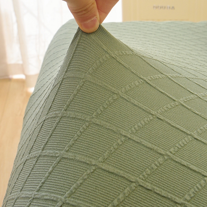 91家纺网 家纺一手货源 找家纺 启博家纺 2025新款菱形格功能款毛毛虫沙发套 果绿