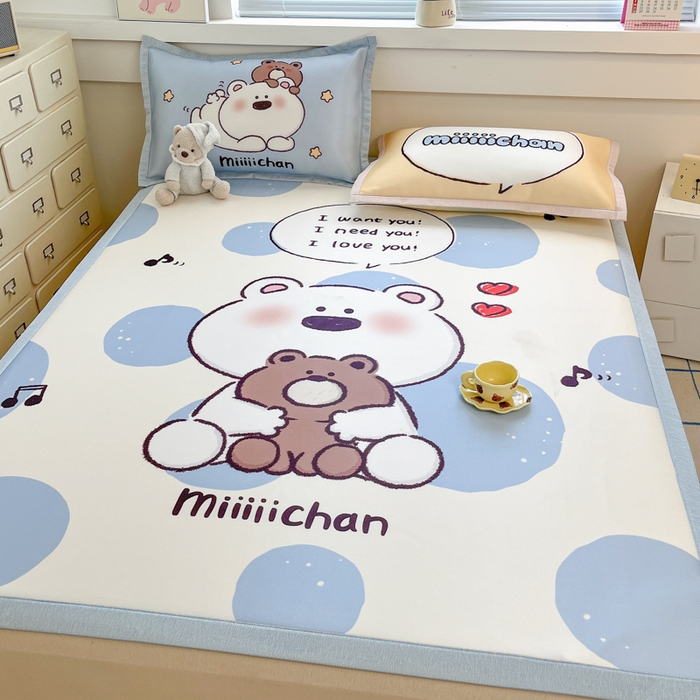 91家纺网 家纺一手货源 找家纺 博雅 2025新款miiiiichan正版权A类大版数码印花1200D冰丝凉席席子 波点熊