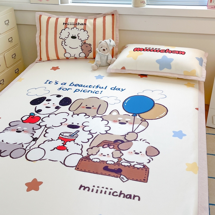 91家纺网 家纺一手货源 找家纺 博雅 2025新款miiiiichan正版权A类大版数码印花1200D冰丝凉席席子 星愿小狗