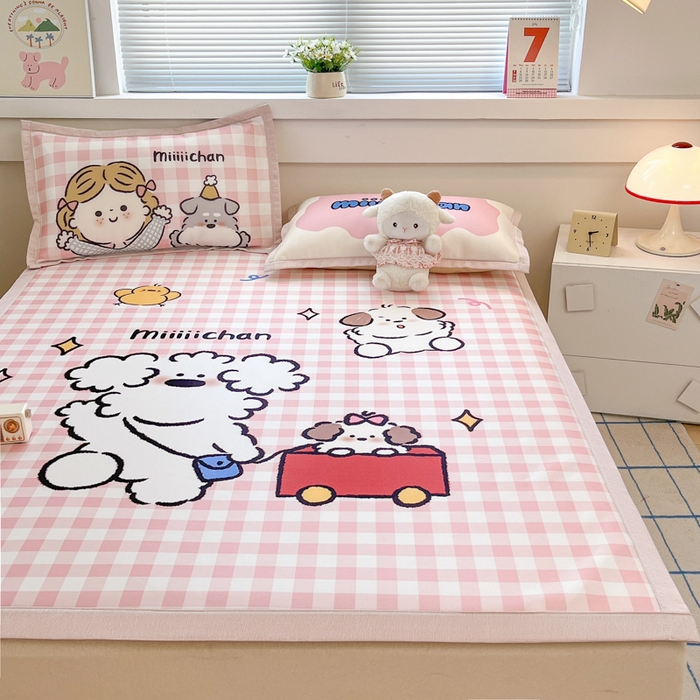 91家纺网 家纺一手货源 找家纺 博雅 2025新款miiiiichan正版权A类大版数码印花1200D冰丝凉席席子 狗狗乐园