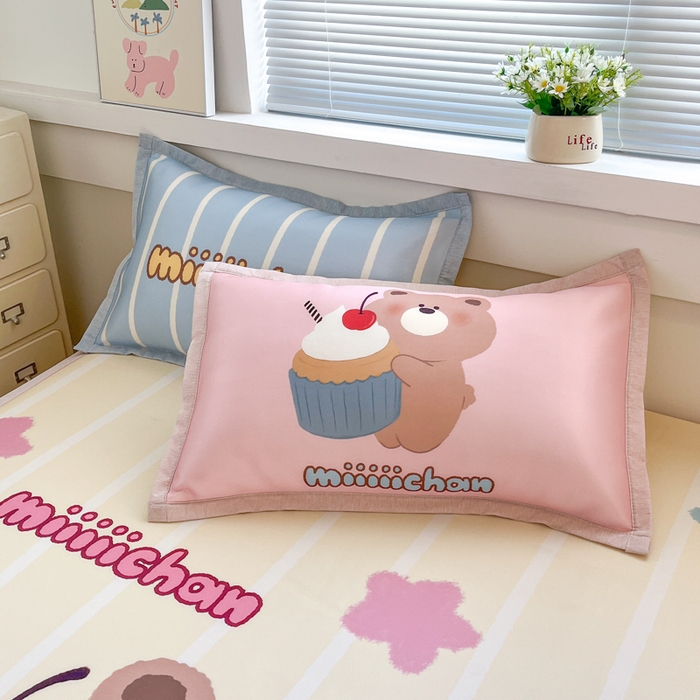 91家纺网 家纺一手货源 找家纺 博雅 2025新款miiiiichan正版权A类大版数码印花1200D冰丝凉席席子 奶油小熊