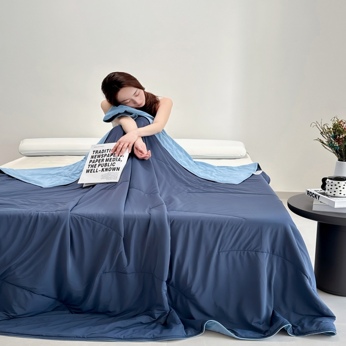 91家纺网 家纺一手货源 找家纺 兜米家居 2025亚朵同款夏季深睡被pro2夏凉被可机洗空调被透气被子 深蓝