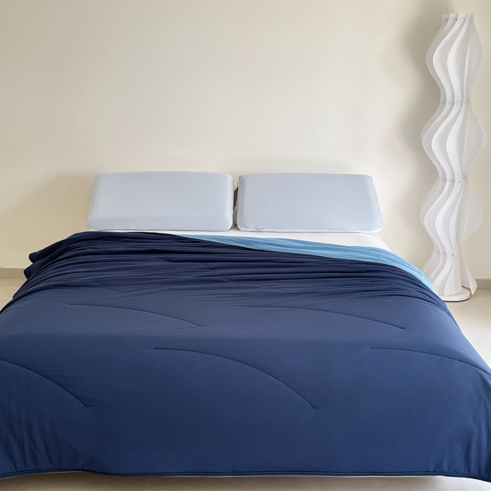 91家纺网 家纺一手货源 找家纺 兜米家居 2025亚朵同款夏季深睡被pro2夏凉被可机洗空调被透气被子 深蓝