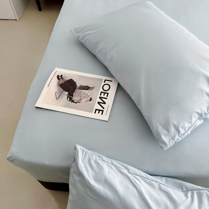 91家纺网 家纺一手货源 找家纺 兜米家居 2025新款亚朵星球同款简约纯色全棉床笠床罩＋枕套 静湖蓝