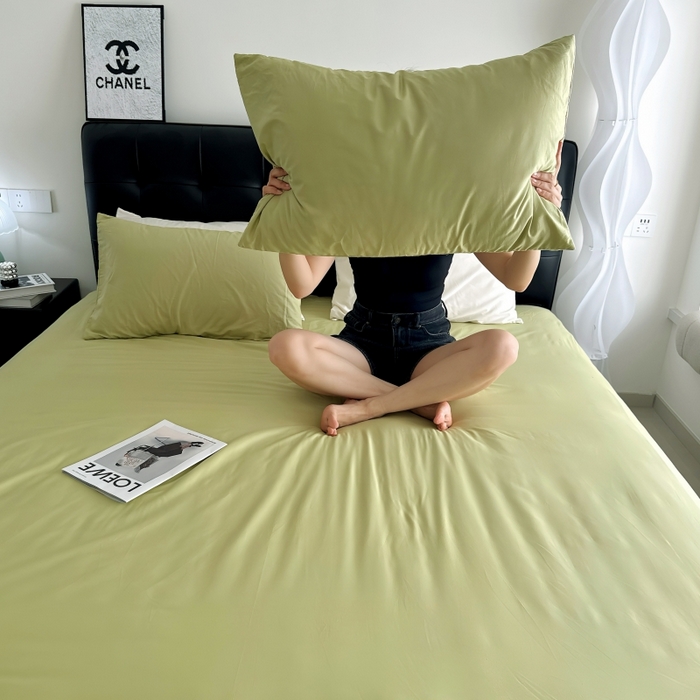 91家纺网 家纺一手货源 找家纺 兜米家居 2025新款亚朵星球同款简约纯色全棉床笠床罩＋枕套 山野绿
