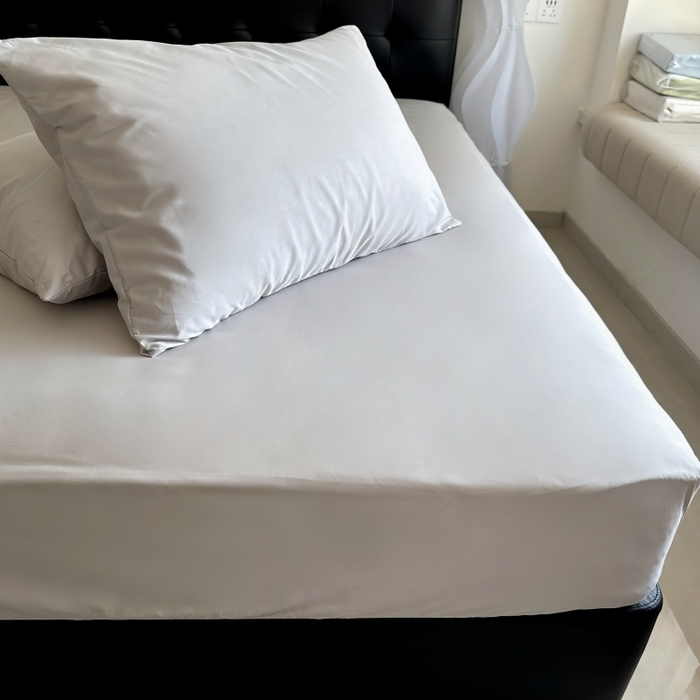 91家纺网 家纺一手货源 找家纺 兜米家居 2025新款亚朵星球同款简约纯色全棉床笠床罩＋枕套 薄雾灰