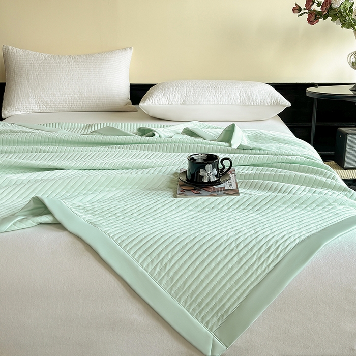 91家纺网 家纺一手货源 找家纺 （总）金艾草 2025新款冰丝绸夏凉被