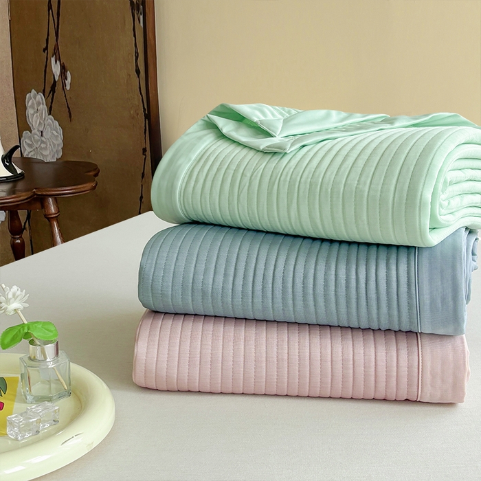 （总）金艾草 2025新款冰丝绸夏凉被