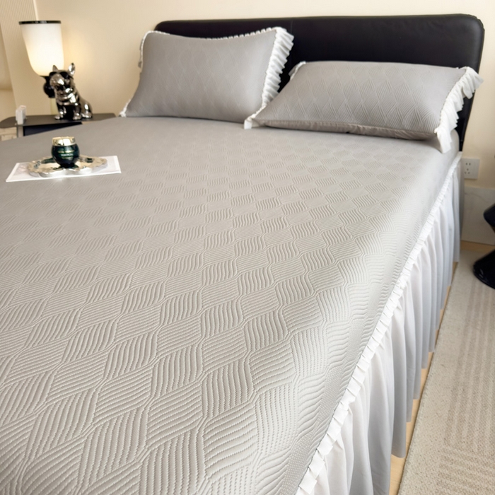 91家纺网 家纺一手货源 找家纺 席世家 2025春夏新款430g凉感豆豆床裙席凉席席子-幻影系列 幻影-松灰