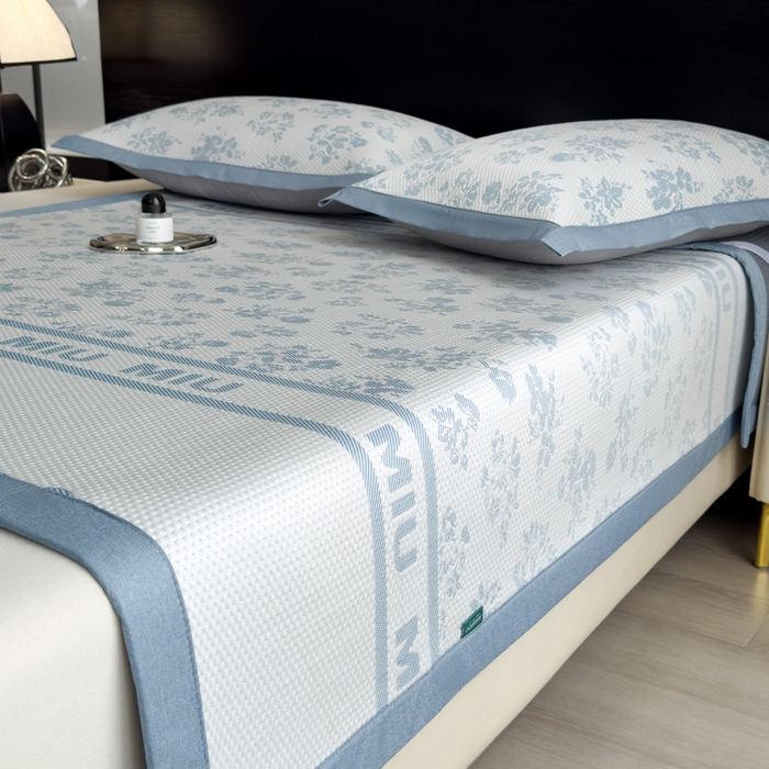 91家纺网 家纺一手货源 找家纺 席世家 2025春夏新款冰豆豆花卉卡通凉席席子 床席款-缦莎-蓝