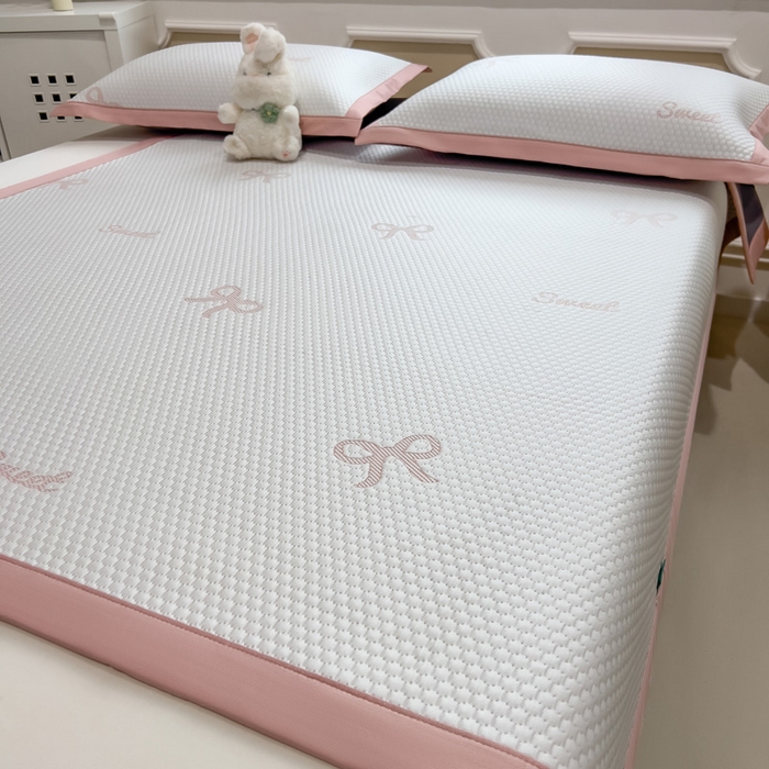 91家纺网 家纺一手货源 找家纺 席世家 2025春夏新款冰豆豆花卉卡通凉席席子 床笠款-蝴蝶结-粉