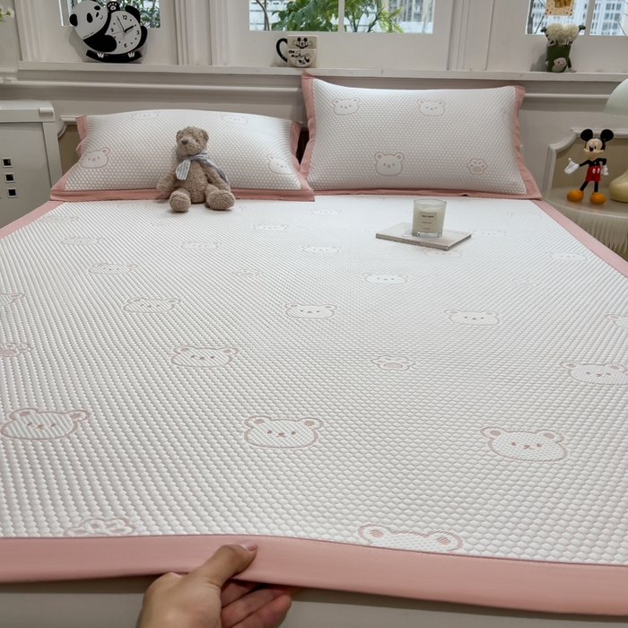 91家纺网 家纺一手货源 找家纺 席世家 2025春夏新款冰豆豆花卉卡通凉席席子 床笠款-小熊-粉