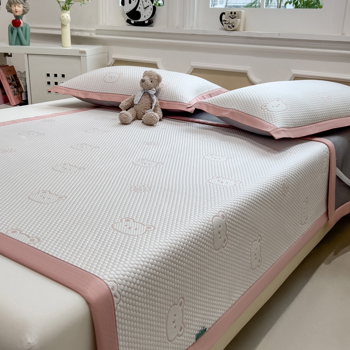 91家纺网 家纺一手货源 找家纺 席世家 2025春夏新款冰豆豆花卉卡通凉席席子 床笠款-小熊-粉