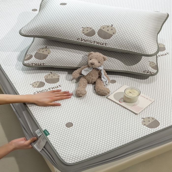 91家纺网 家纺一手货源 找家纺 席世家 2025春夏新款冰豆豆花卉卡通凉席席子 床席款-松果