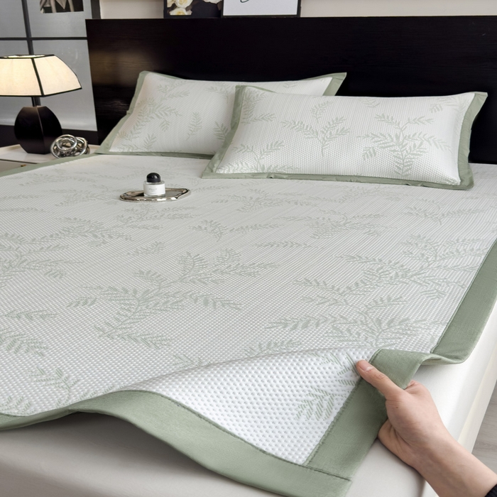 91家纺网 家纺一手货源 找家纺 席世家 2025春夏新款冰豆豆花卉卡通凉席席子 床笠款-绿意