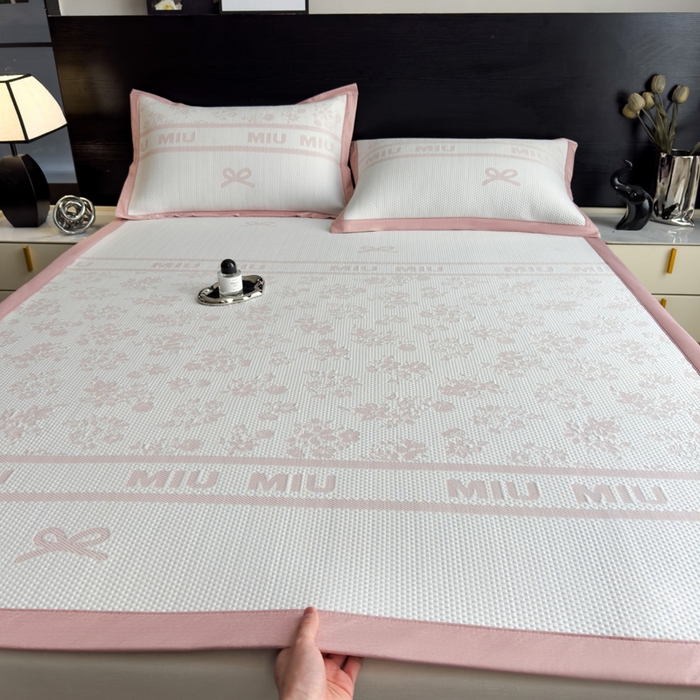 91家纺网 家纺一手货源 找家纺 席世家 2025春夏新款冰豆豆花卉卡通凉席席子 床笠款-缦莎-粉