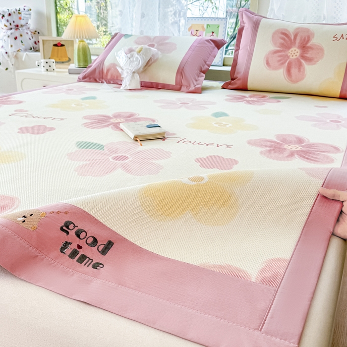 91家纺网 家纺一手货源 找家纺 慕希家纺 2025新款A类抗菌数码印花冰藤席凉席席子 花满园