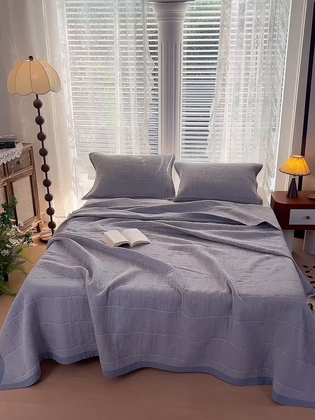 91家纺网 家纺一手货源 找家纺 棠薇家纺 2025新款纯色纱布毯棉毛巾被包边款多功能毯三层纱双层纱夹棉床盖毯子可铺可盖 纯色木兰灰